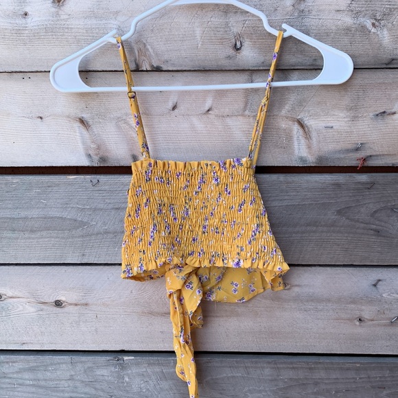 🔴 4/$15 Blue Jasmine Floral Wrap Around Top - Picture 5 of 5